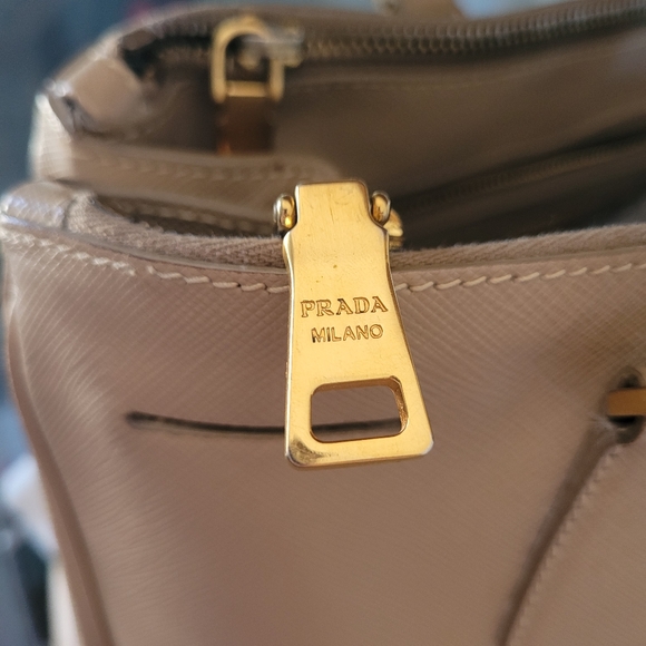 Prada SOLD!!! - Picture 7 of 14